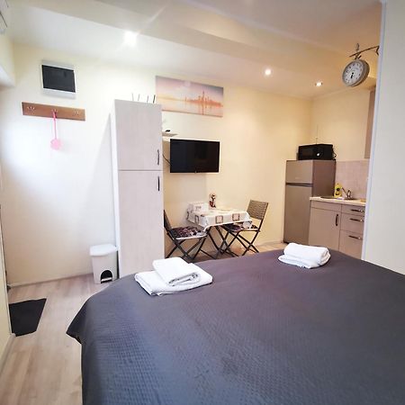 Meressa Nina&Leo Studio Apartments Novigrad  Екстер'єр фото
