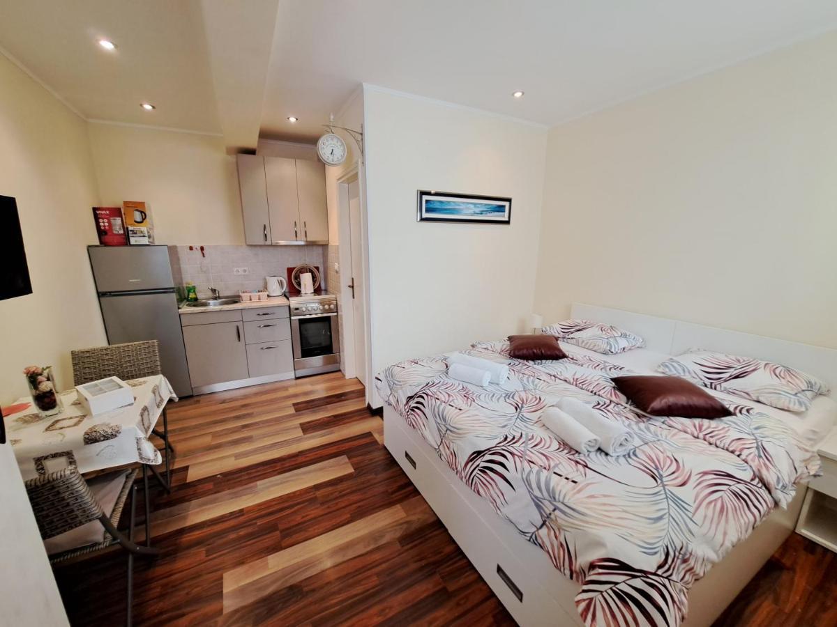 Meressa Nina&Leo Studio Apartments Novigrad  Екстер'єр фото
