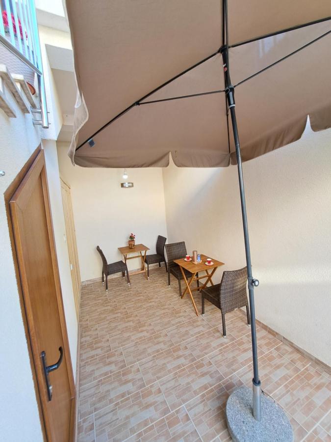 Meressa Nina&Leo Studio Apartments Novigrad  Екстер'єр фото